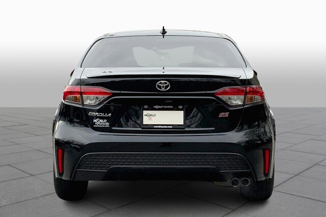 2022 Toyota Corolla SE photo 4