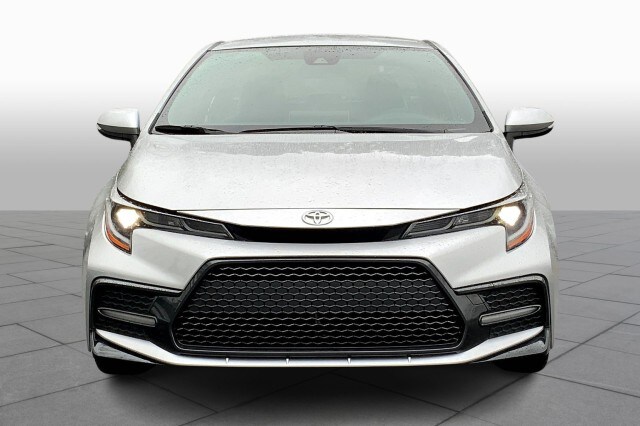 2020 Toyota Corolla SE photo 3