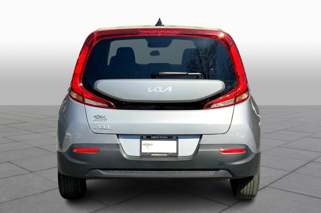 2022 Kia Soul LX photo 3