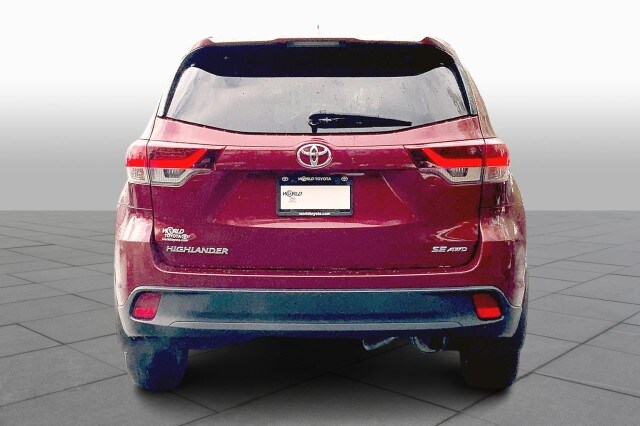 2019 Toyota Highlander SE photo 4