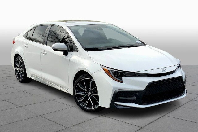 2022 Toyota Corolla SE Nightshade Edition photo 2