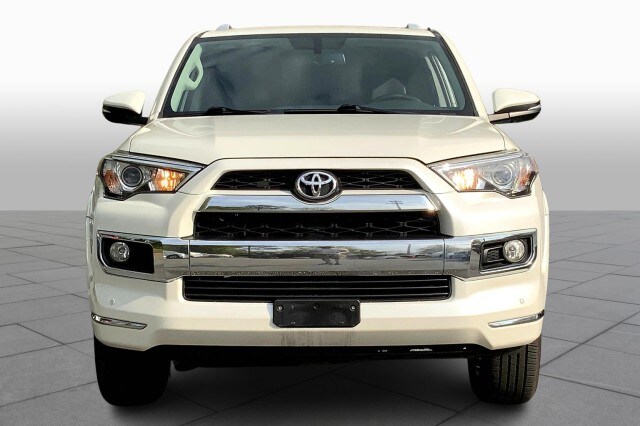 2018 Toyota 4Runner Limited photo 2