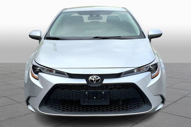 2020 Toyota Corolla LE photo 3