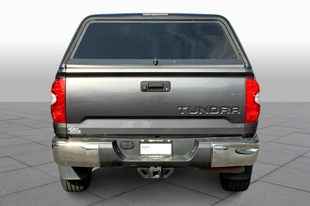 2018 Toyota Tundra Platinum CrewMax photo 3