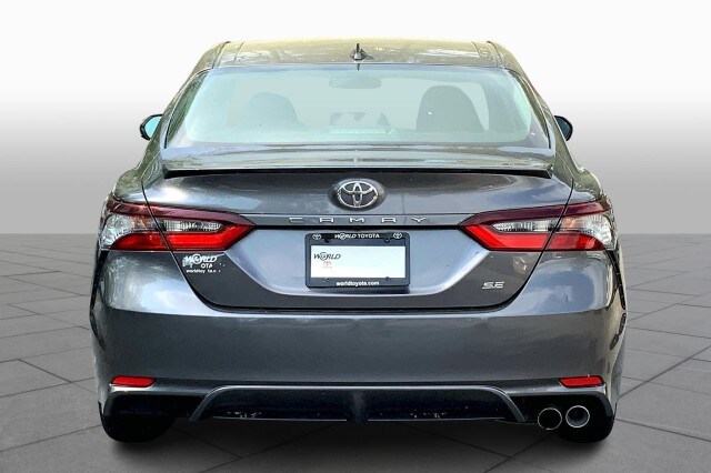 2021 Toyota Camry SE photo 4