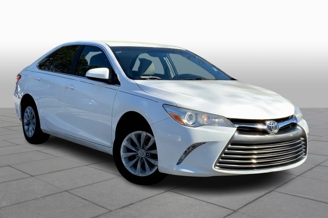 Used 2017 Toyota Camry LE with VIN 4T1BF1FKXHU730732 for sale in Houston, TX