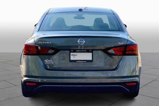 2021 Nissan Altima 2.5 SV photo 3