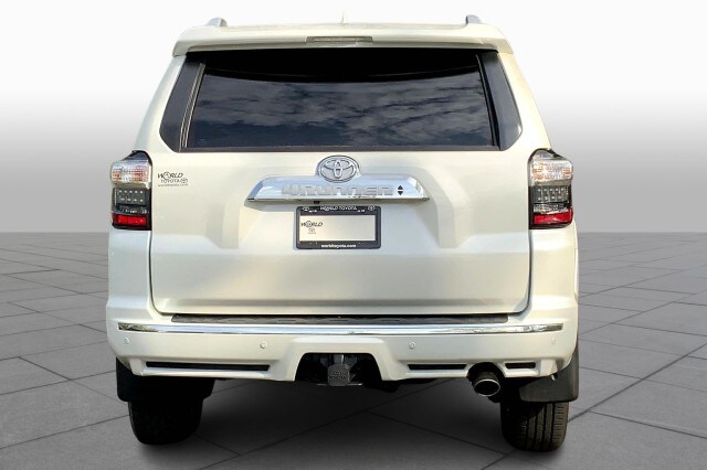 2018 Toyota 4Runner Limited photo 3