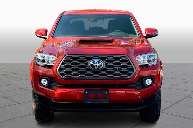 2022 Toyota Tacoma TRD Sport photo 3