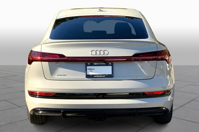 2022 Audi e-tron Sportback S line Premium photo 3