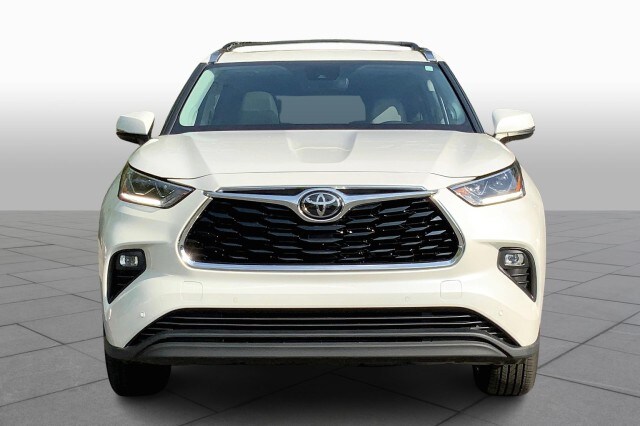2021 Toyota Highlander Limited photo 3