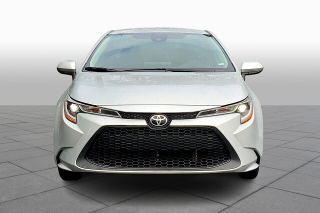 2020 Toyota Corolla LE photo 3