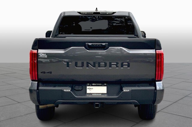 2022 Toyota Tundra SR5 CrewMax photo 4