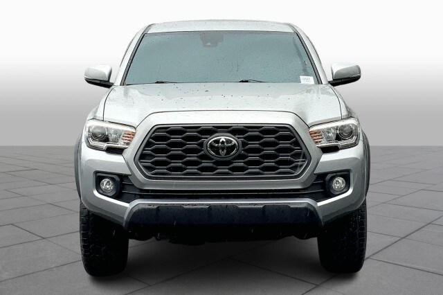 2020 Toyota Tacoma TRD photo 3