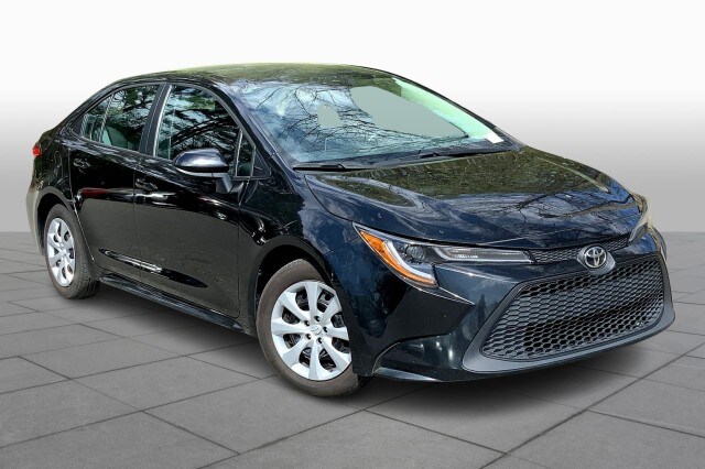 2021 Toyota Corolla LE photo 2