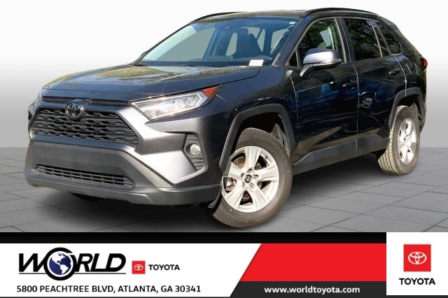 2021 Toyota RAV4 XLE's photo