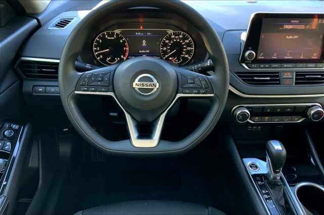 2021 Nissan Altima 2.5 SV photo 4