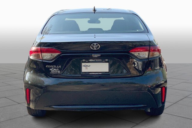 2021 Toyota Corolla LE photo 4