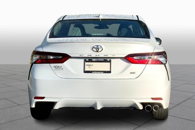 2021 Toyota Camry SE photo 4