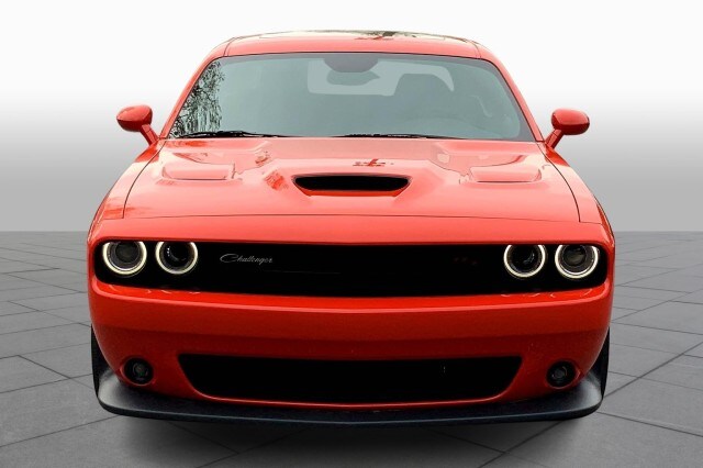 2022 Dodge Challenger R/T Scat Pack photo 2