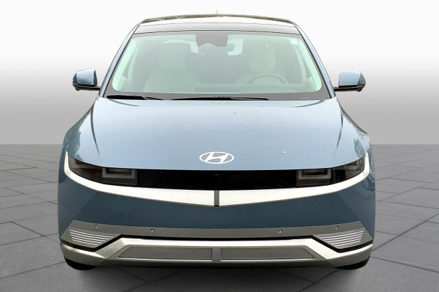 2022 Hyundai Ioniq 5 Limited photo 2