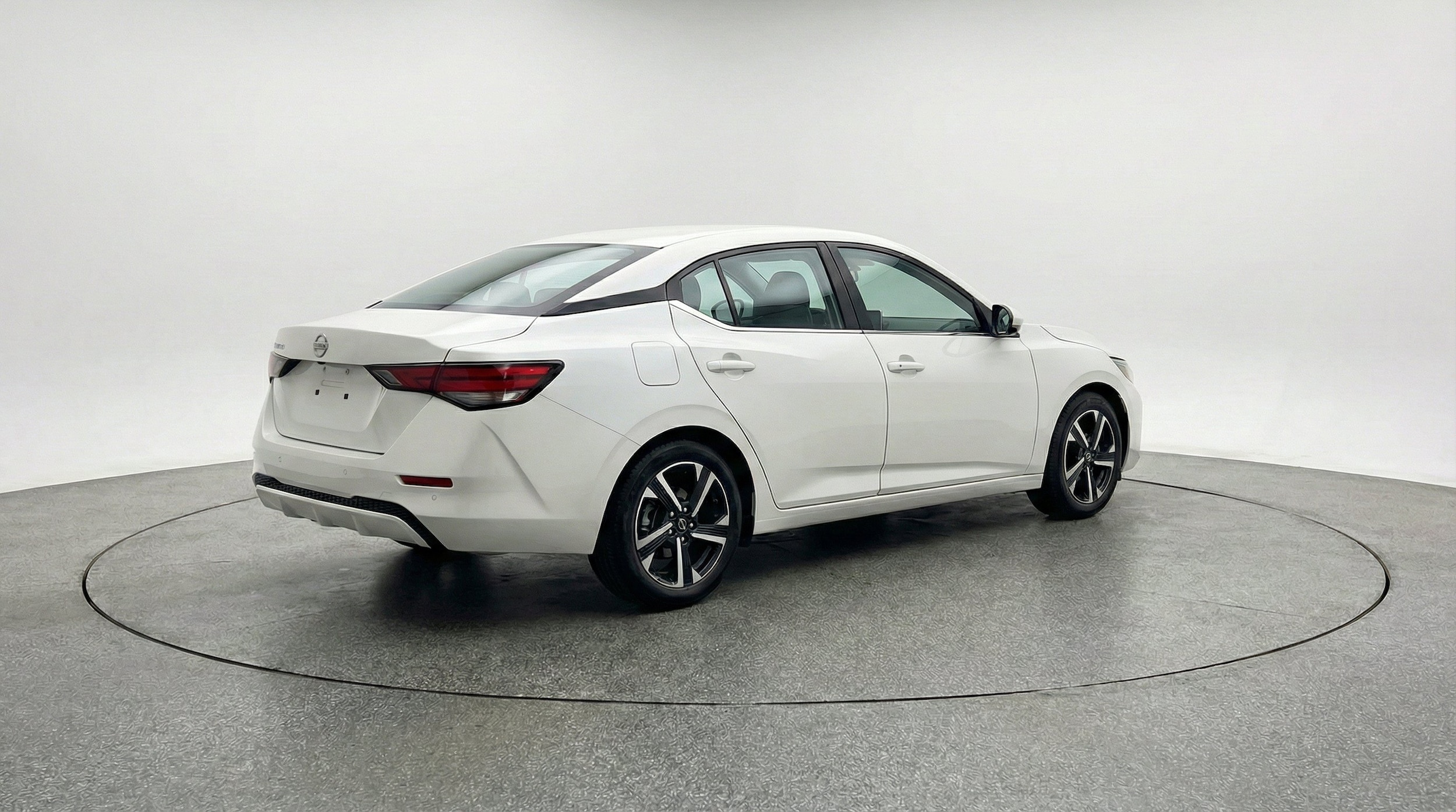Thumbnail: 2025 Nissan Sentra - 9