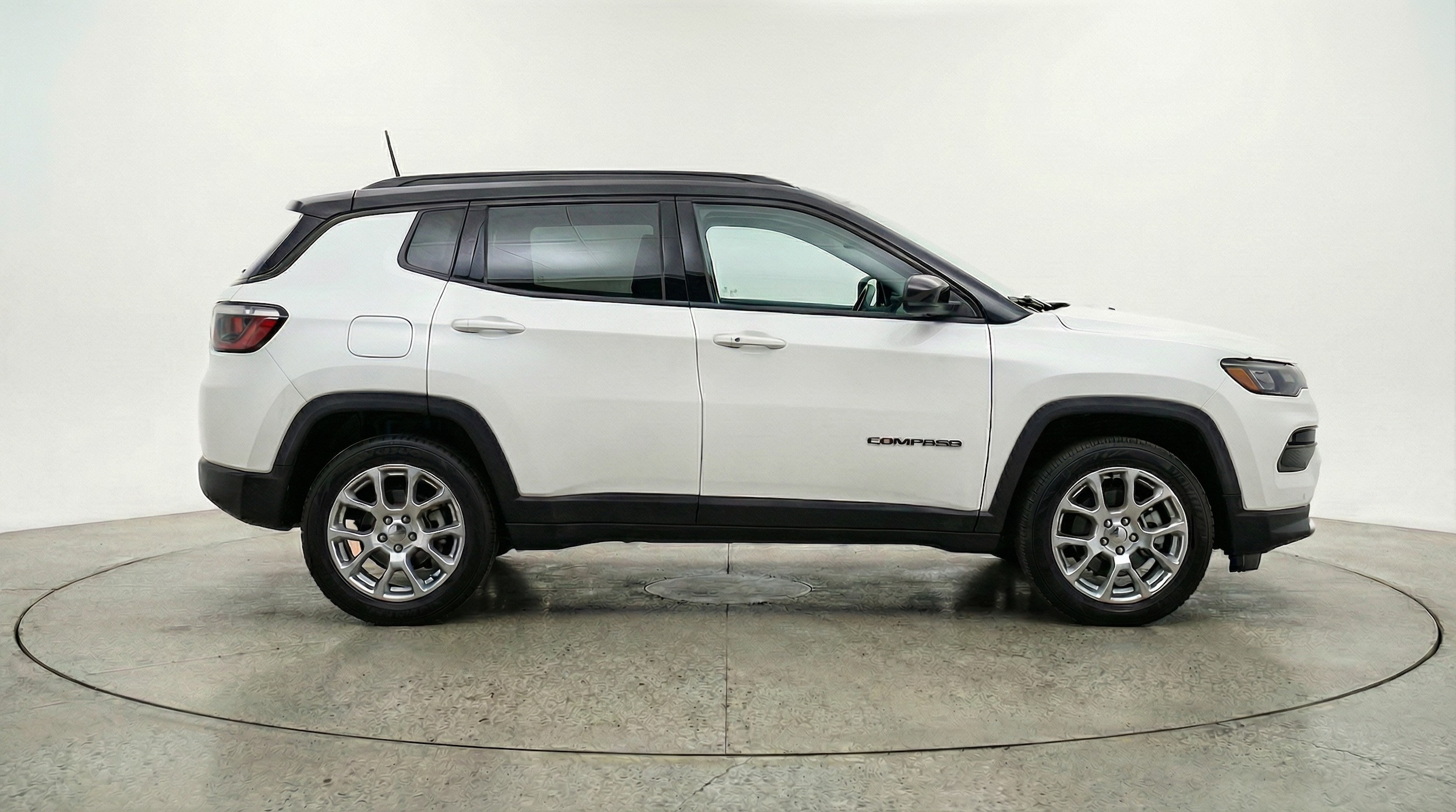 Thumbnail: 2025 Jeep Compass - 8