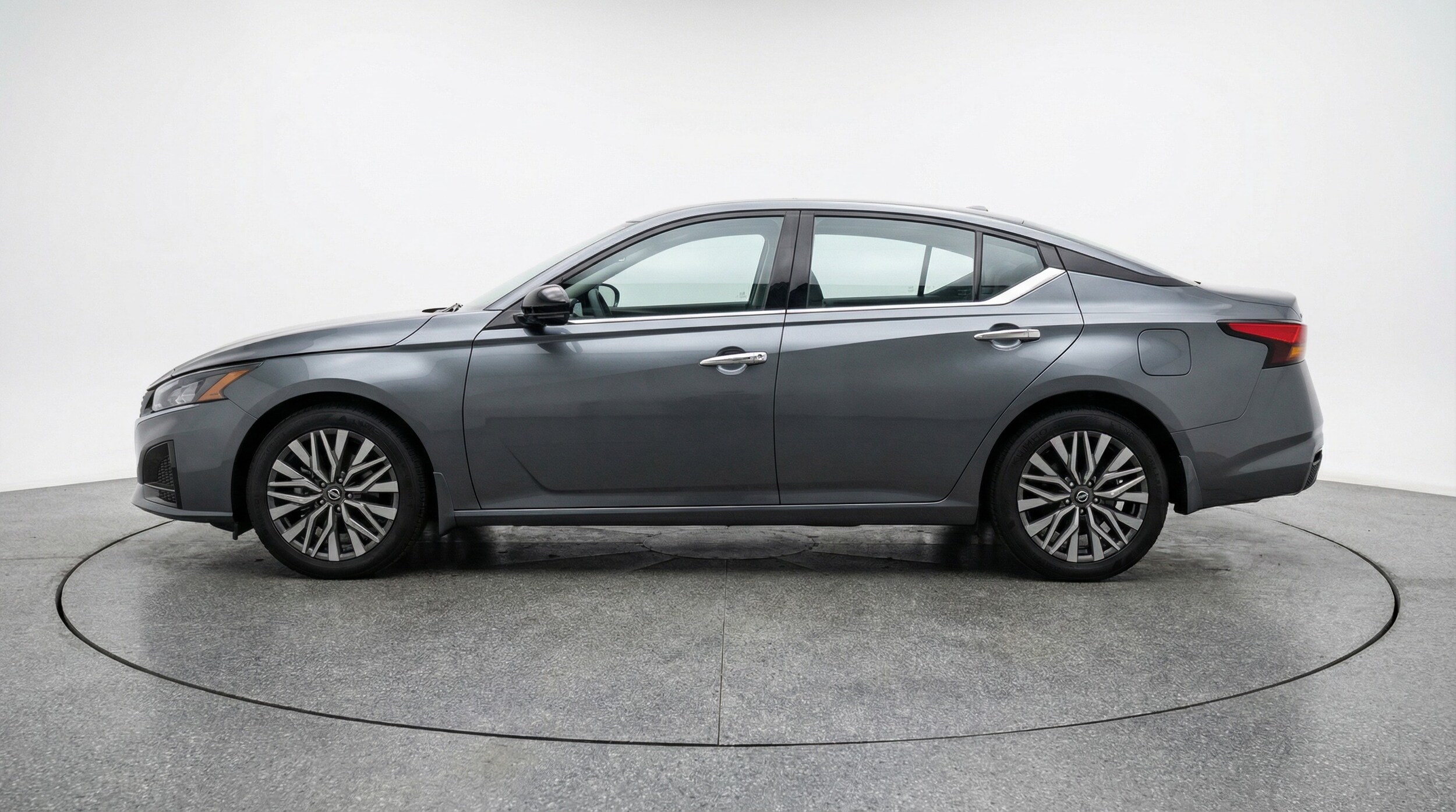 Thumbnail: 2025 Nissan Altima - 4