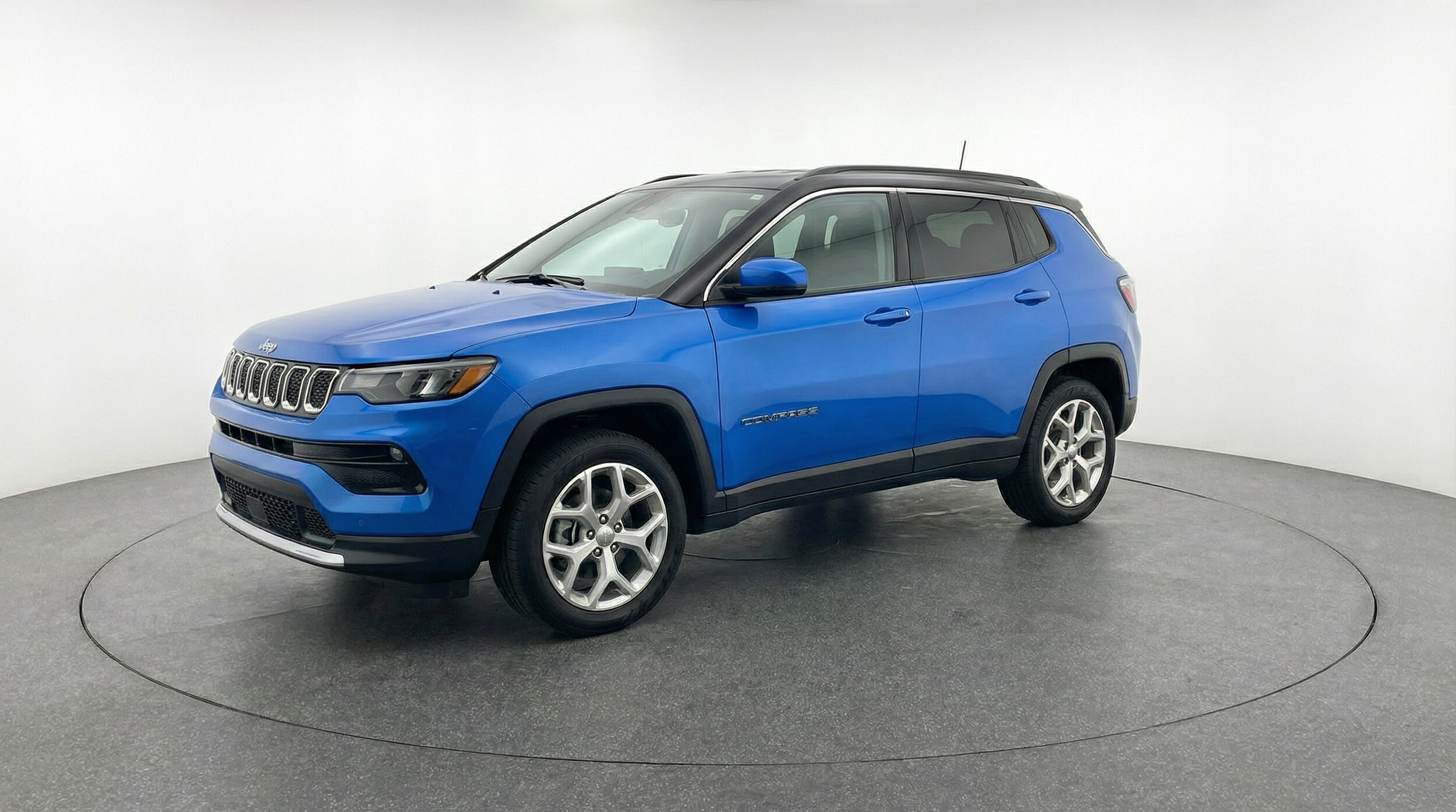 Thumbnail: 2025 Jeep Compass - 3