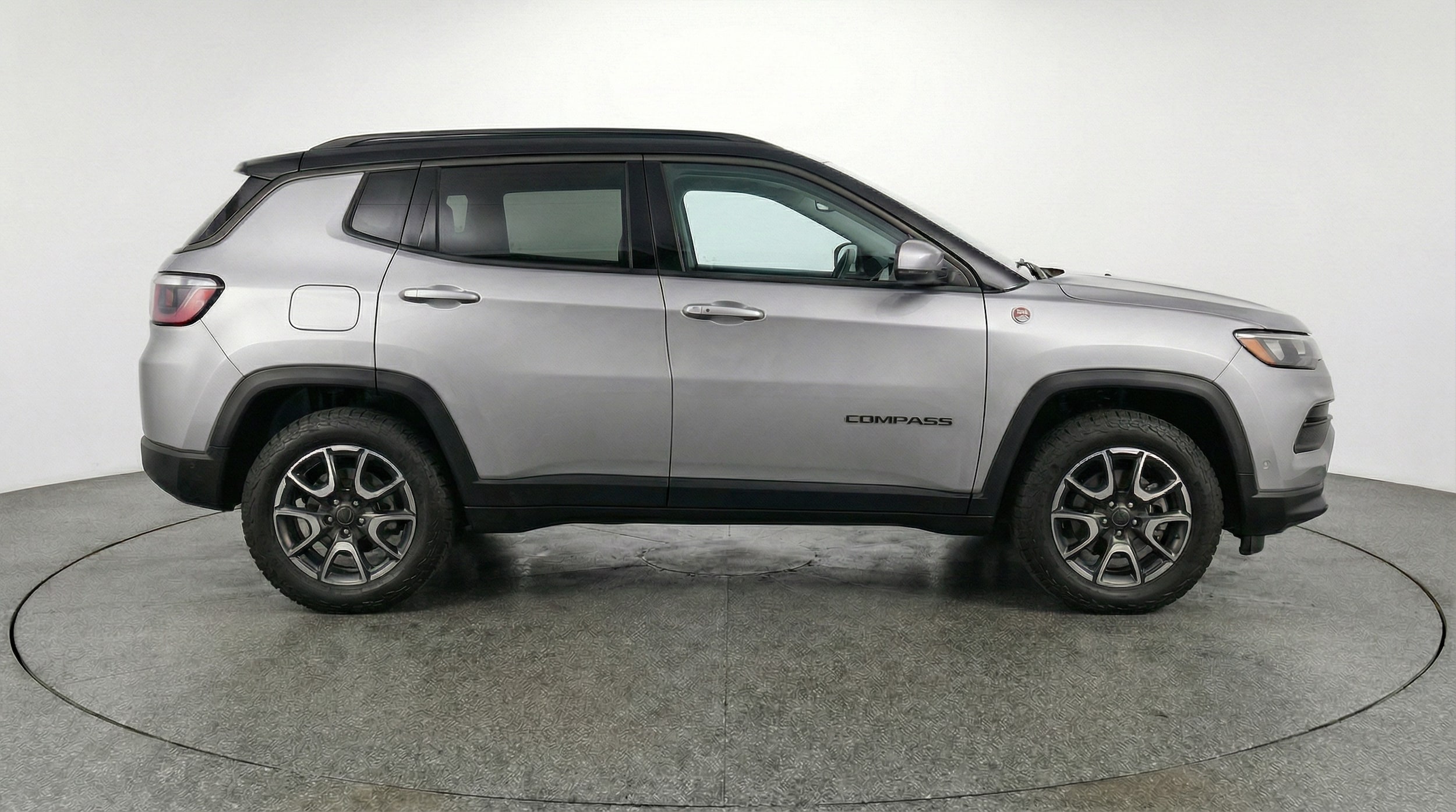 Thumbnail: 2025 Jeep Compass - 8
