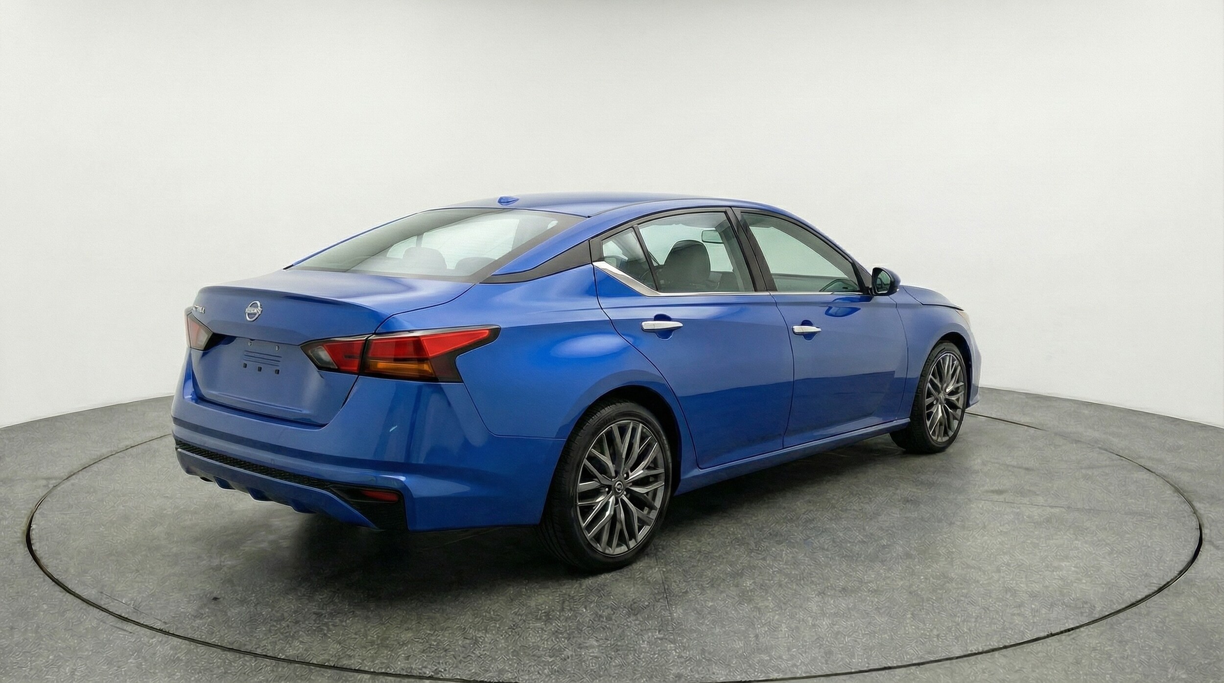 Thumbnail: 2025 Nissan Altima - 7