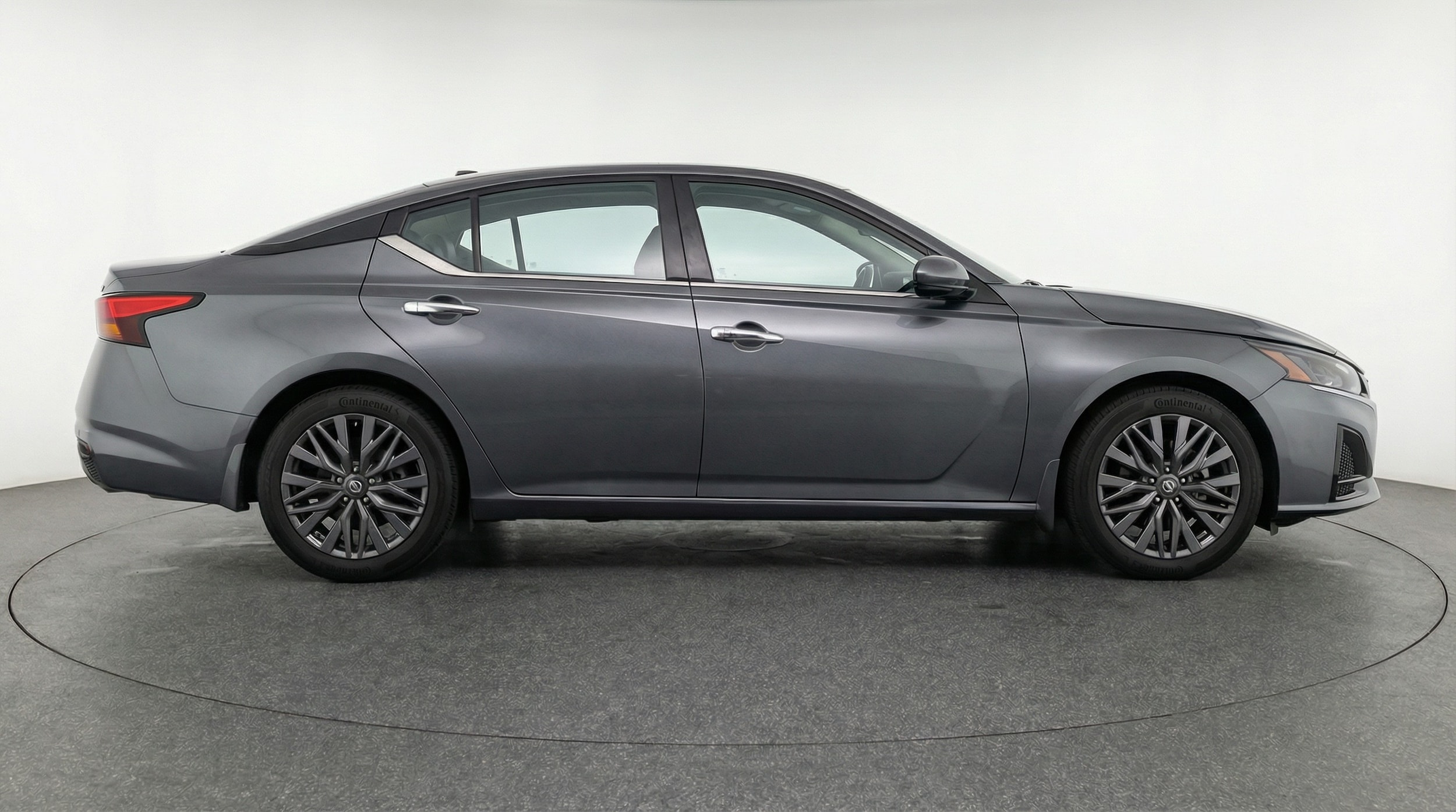 Thumbnail: 2025 Nissan Altima - 8