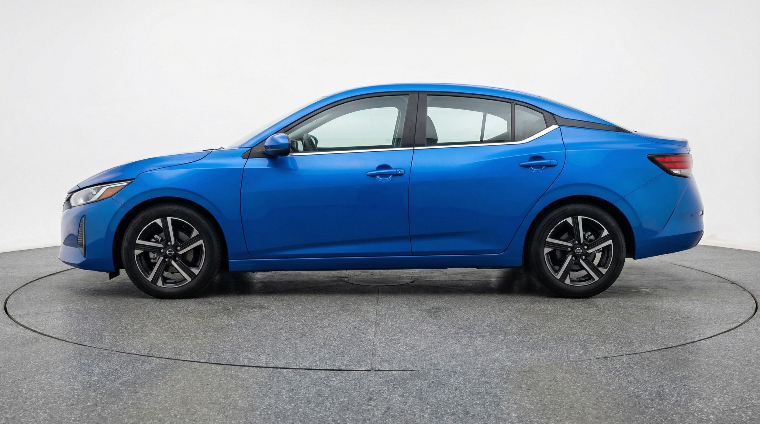 Thumbnail: 2025 Nissan Sentra - 4