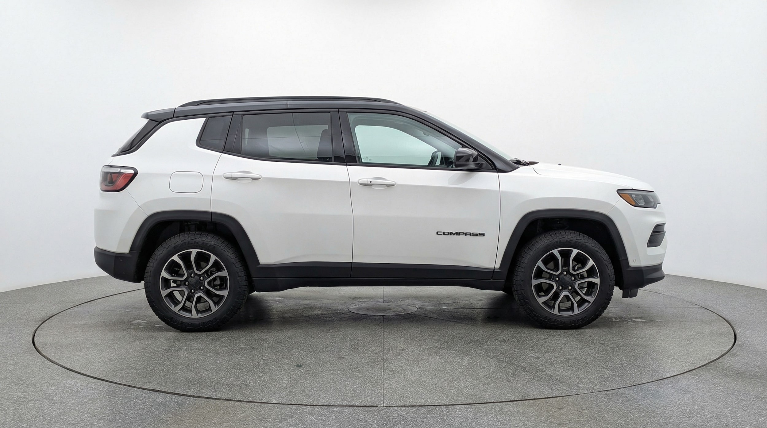 Thumbnail: 2025 Jeep Compass - 8