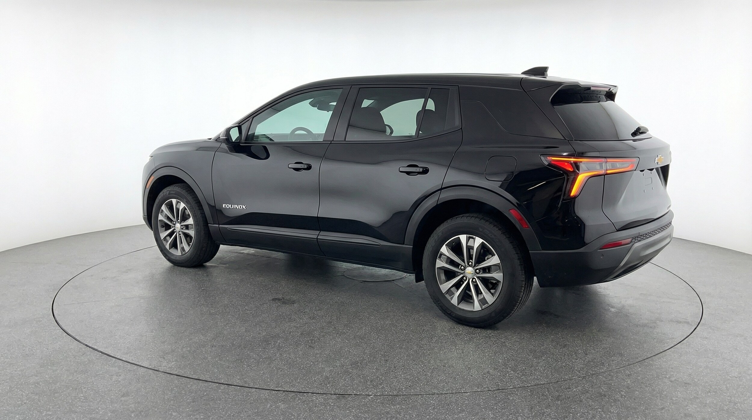 Thumbnail: 2025 Chevrolet Equinox - 5