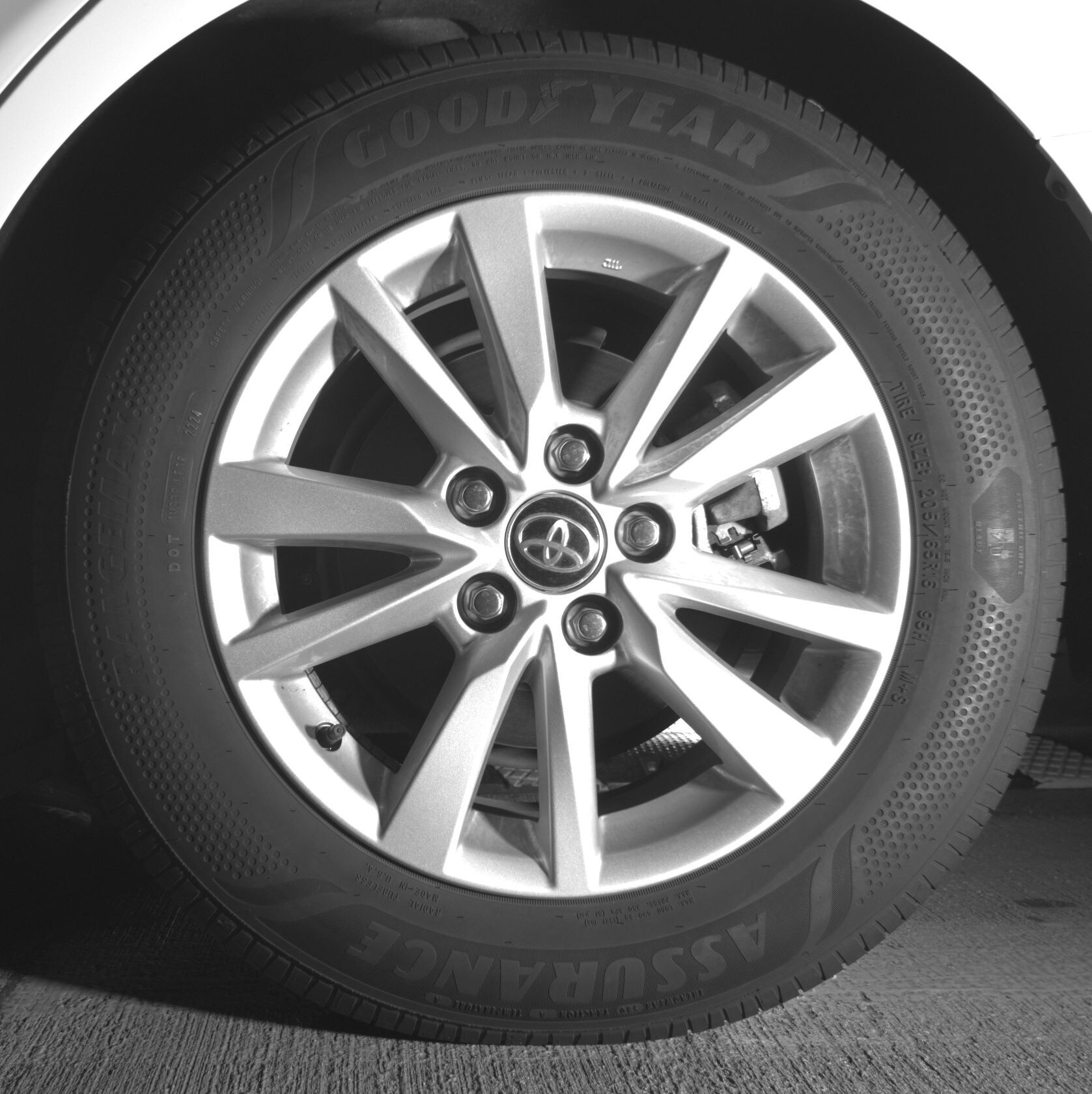 Thumbnail: 2025 Toyota Camry - 11