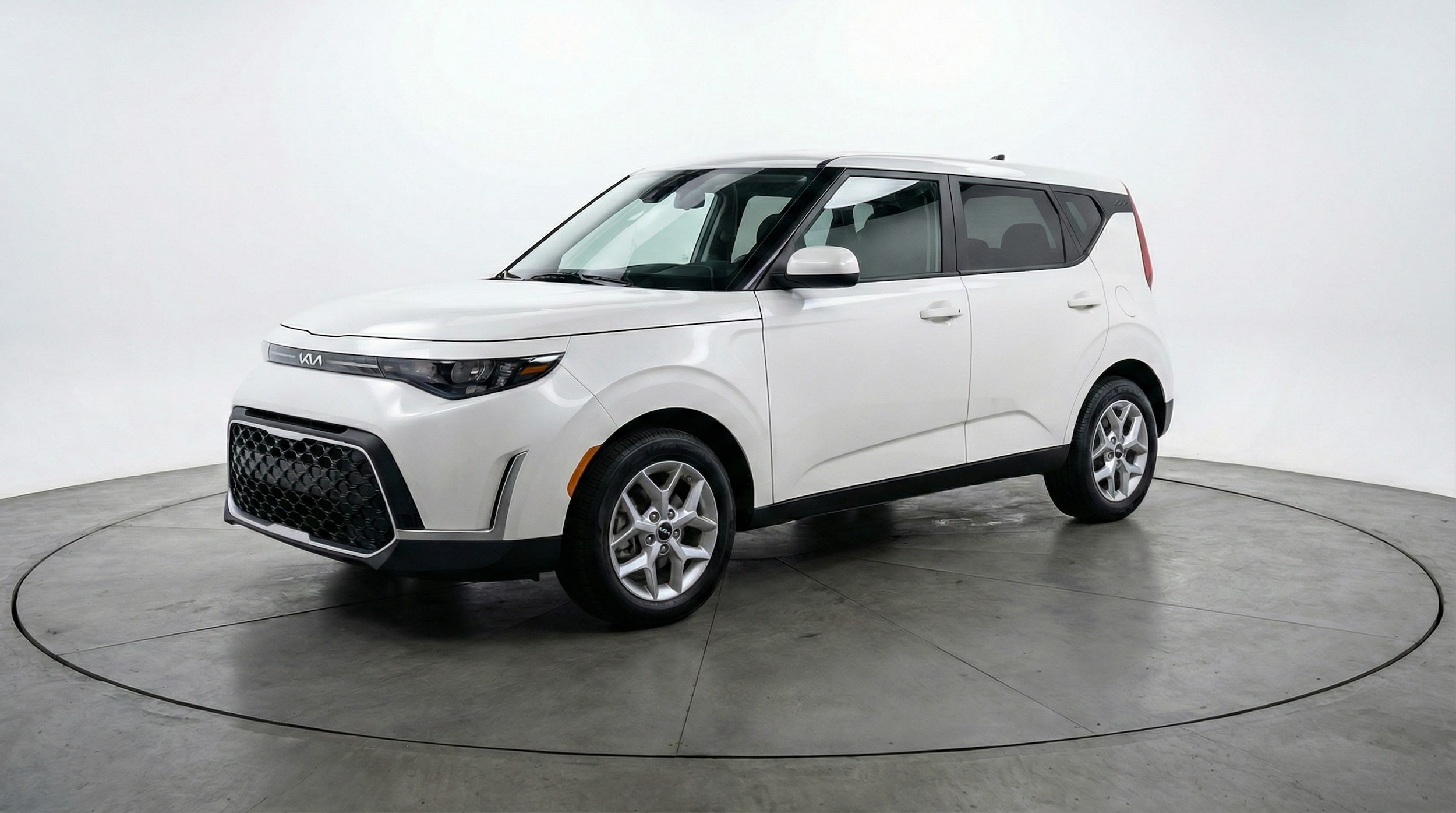 Thumbnail: 2025 Kia Soul - 3