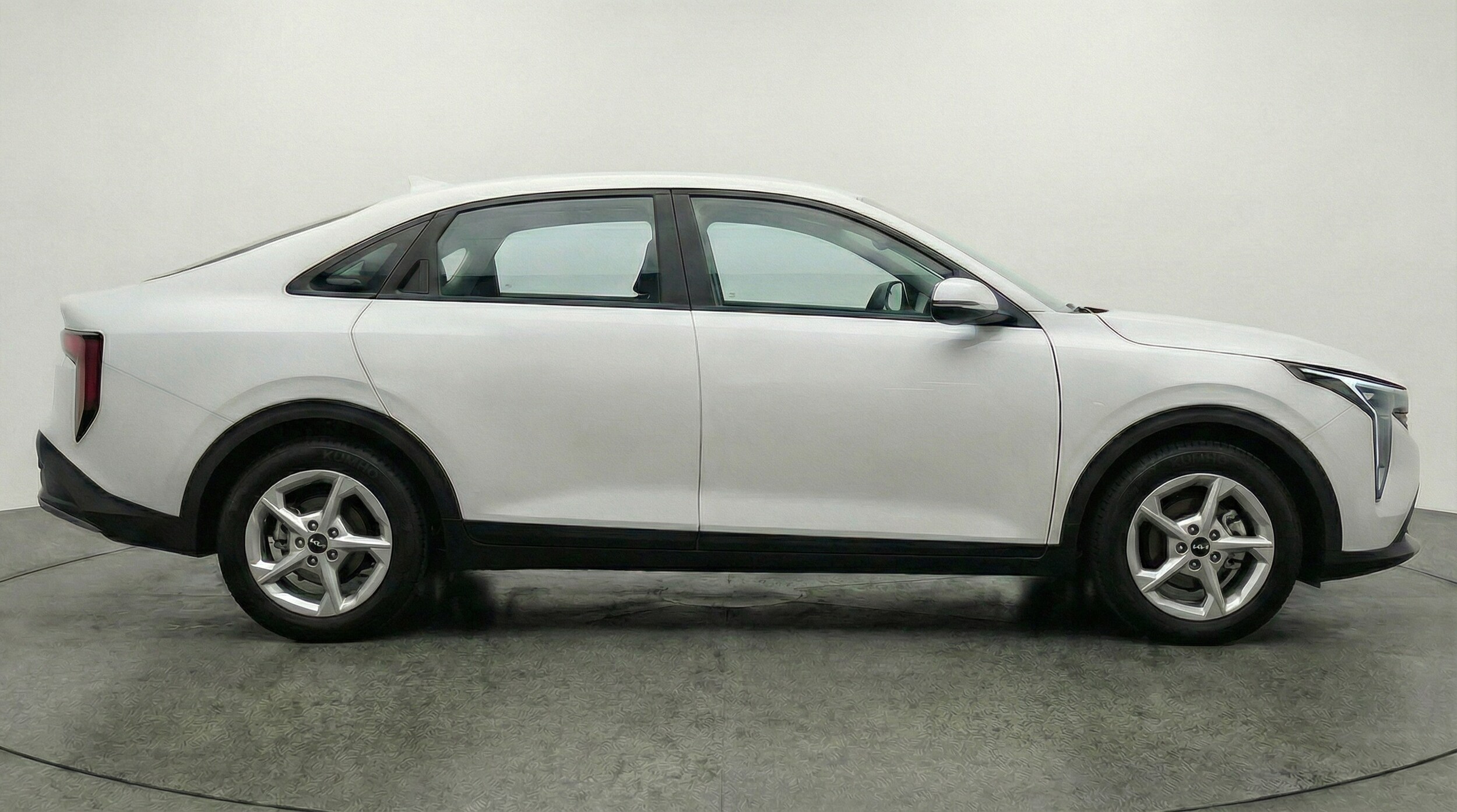 Thumbnail: 2025 Kia K4 - 8