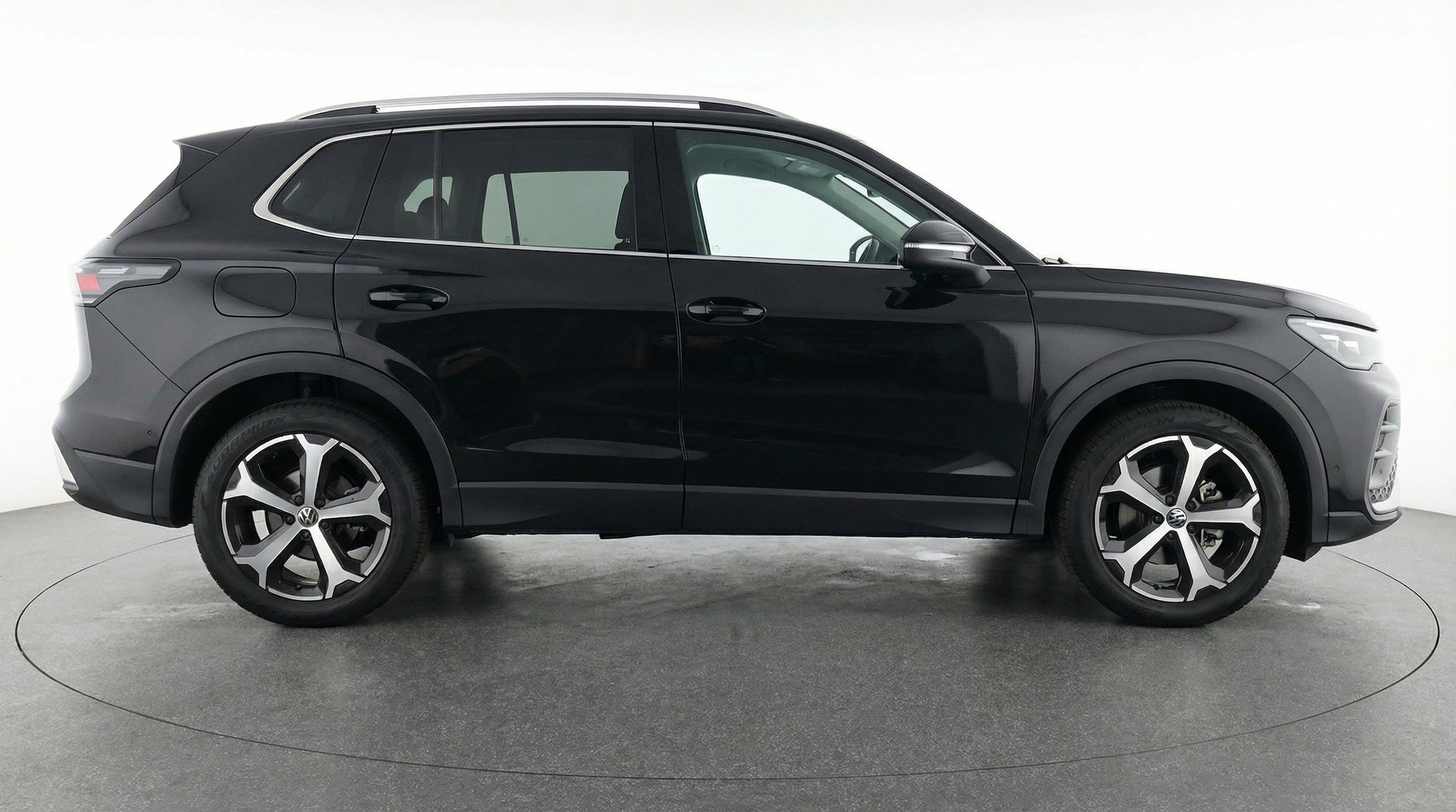 Thumbnail: 2026 Volkswagen Tiguan - 11