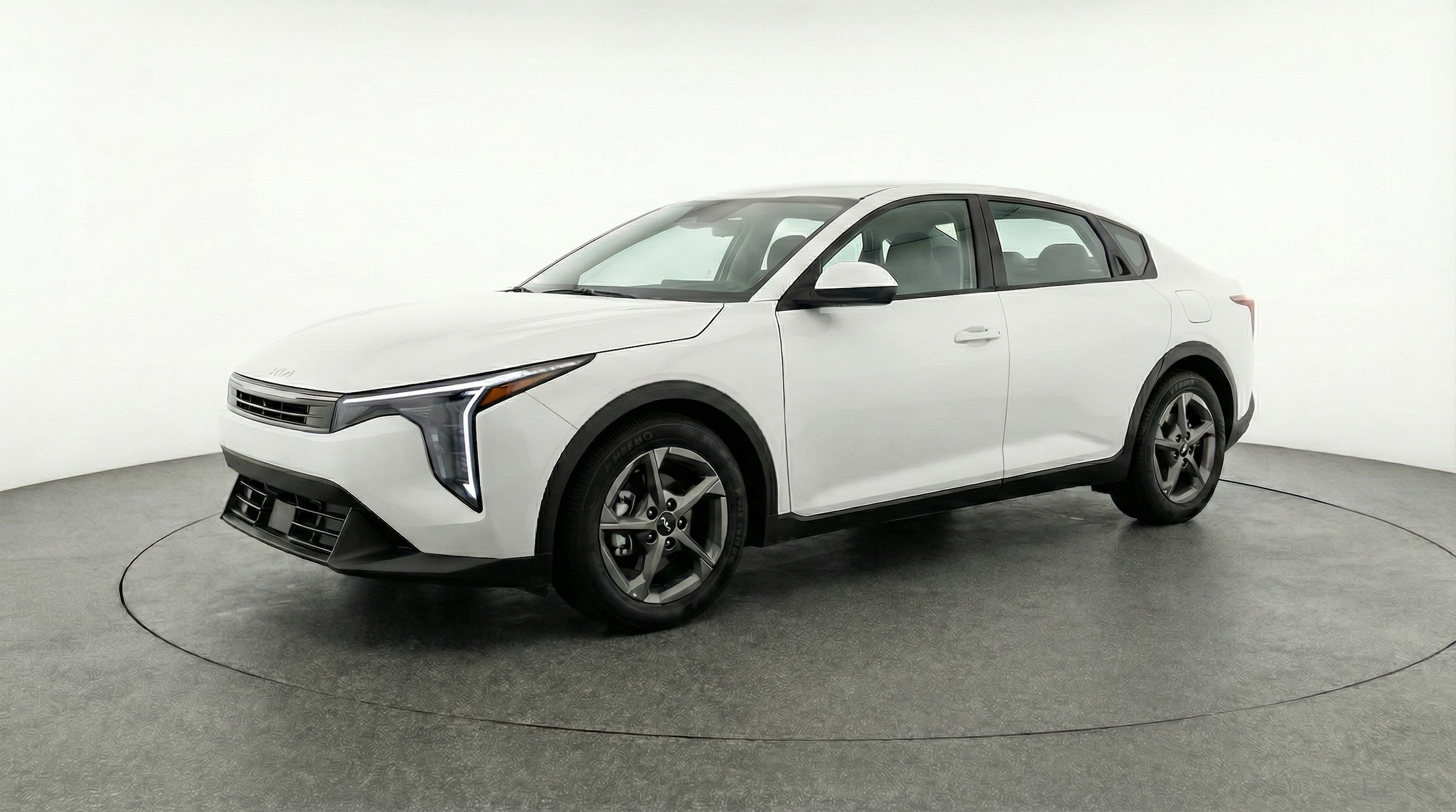 Thumbnail: 2025 Kia K4 - 3