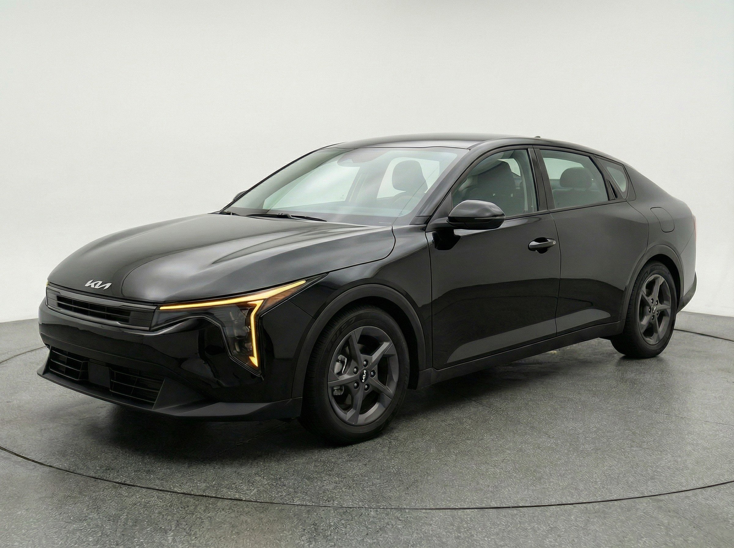 Thumbnail: 2025 Kia K4 - 3