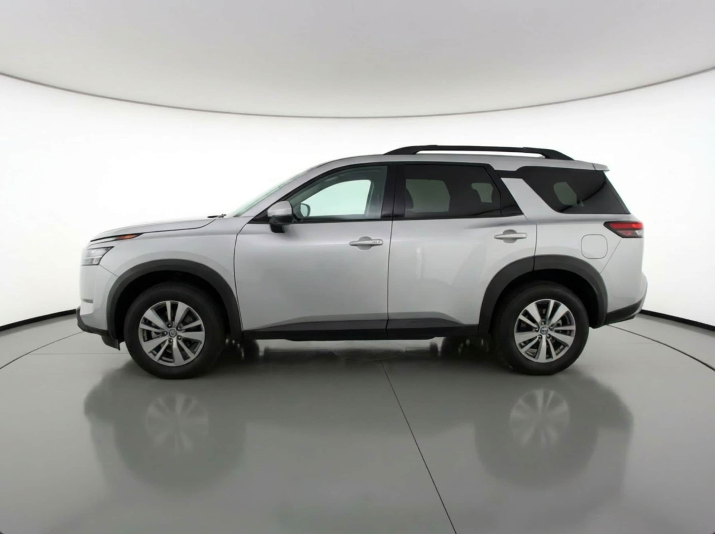 Thumbnail: 2025 Nissan Pathfinder - 4