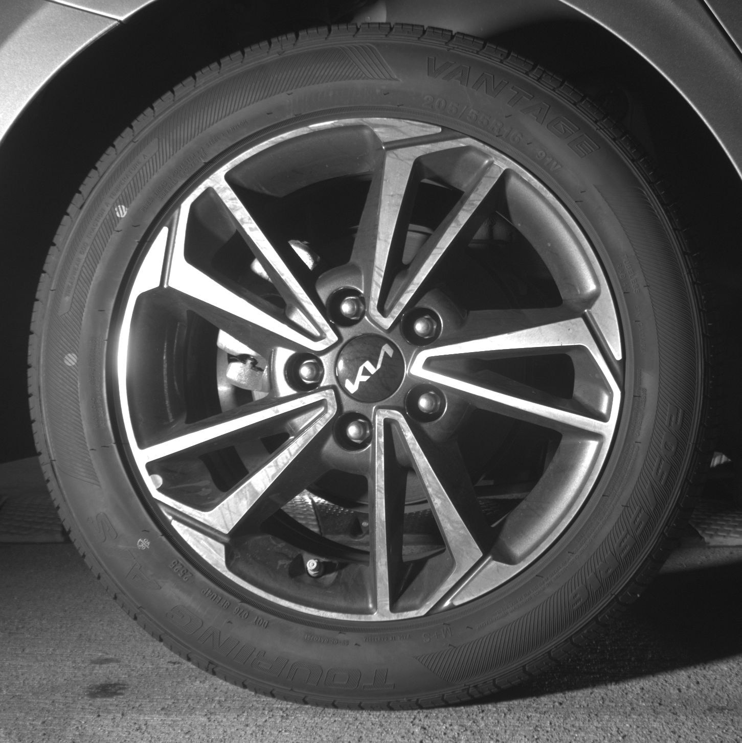 Thumbnail: 2024 Kia Forte - 12