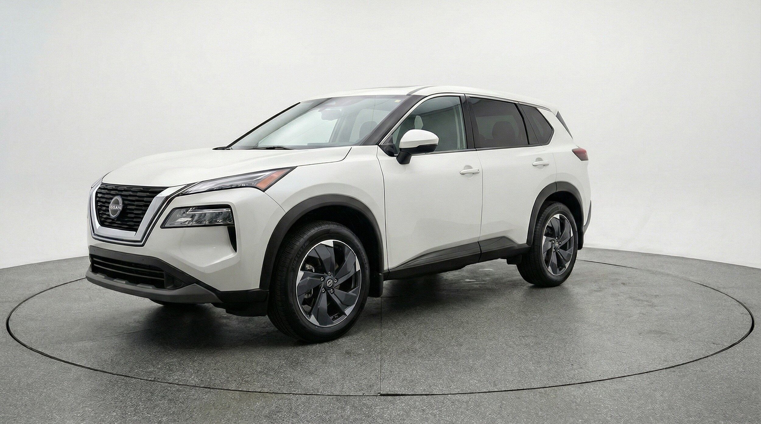 Thumbnail: 2025 Nissan Rogue - 3