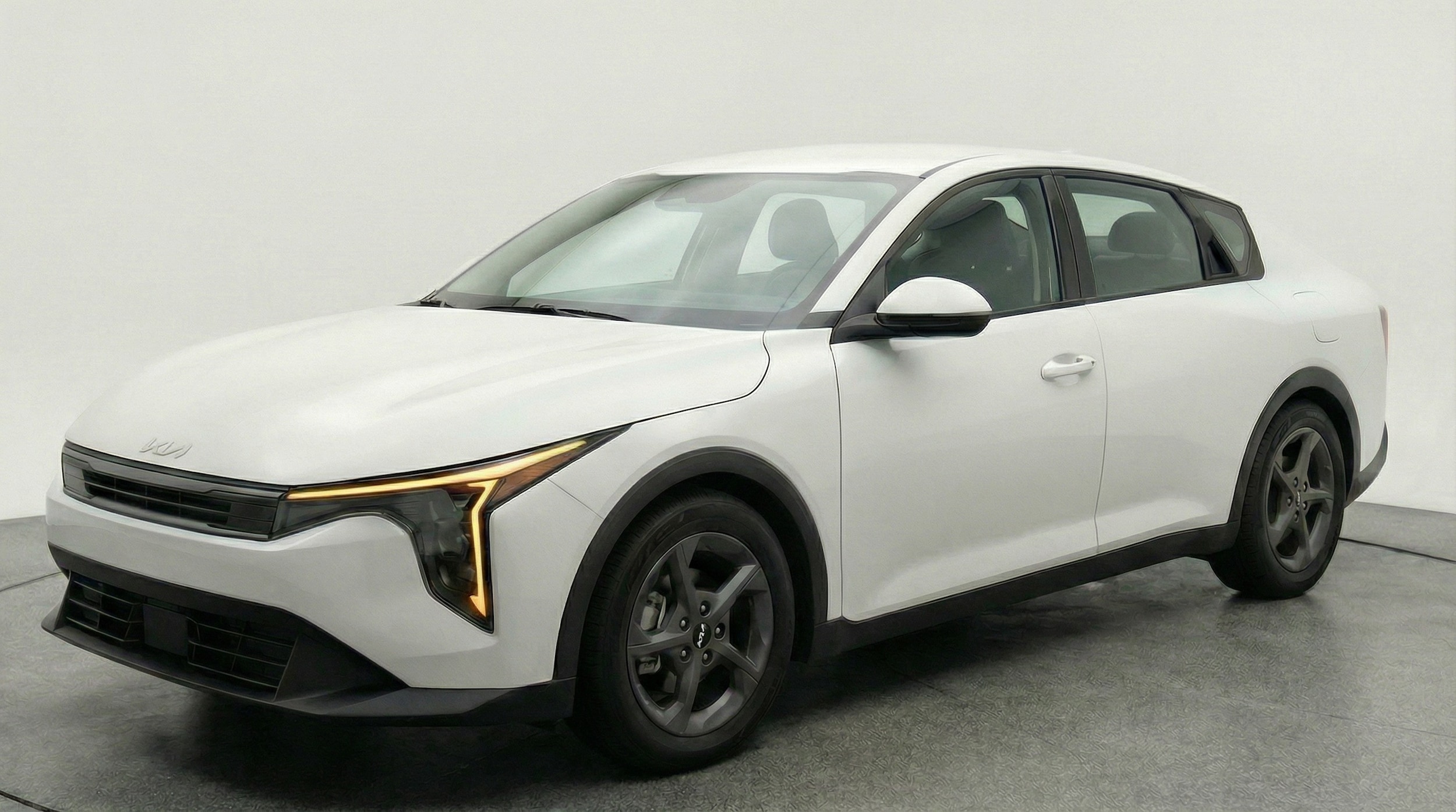 Thumbnail: 2025 Kia K4 - 3