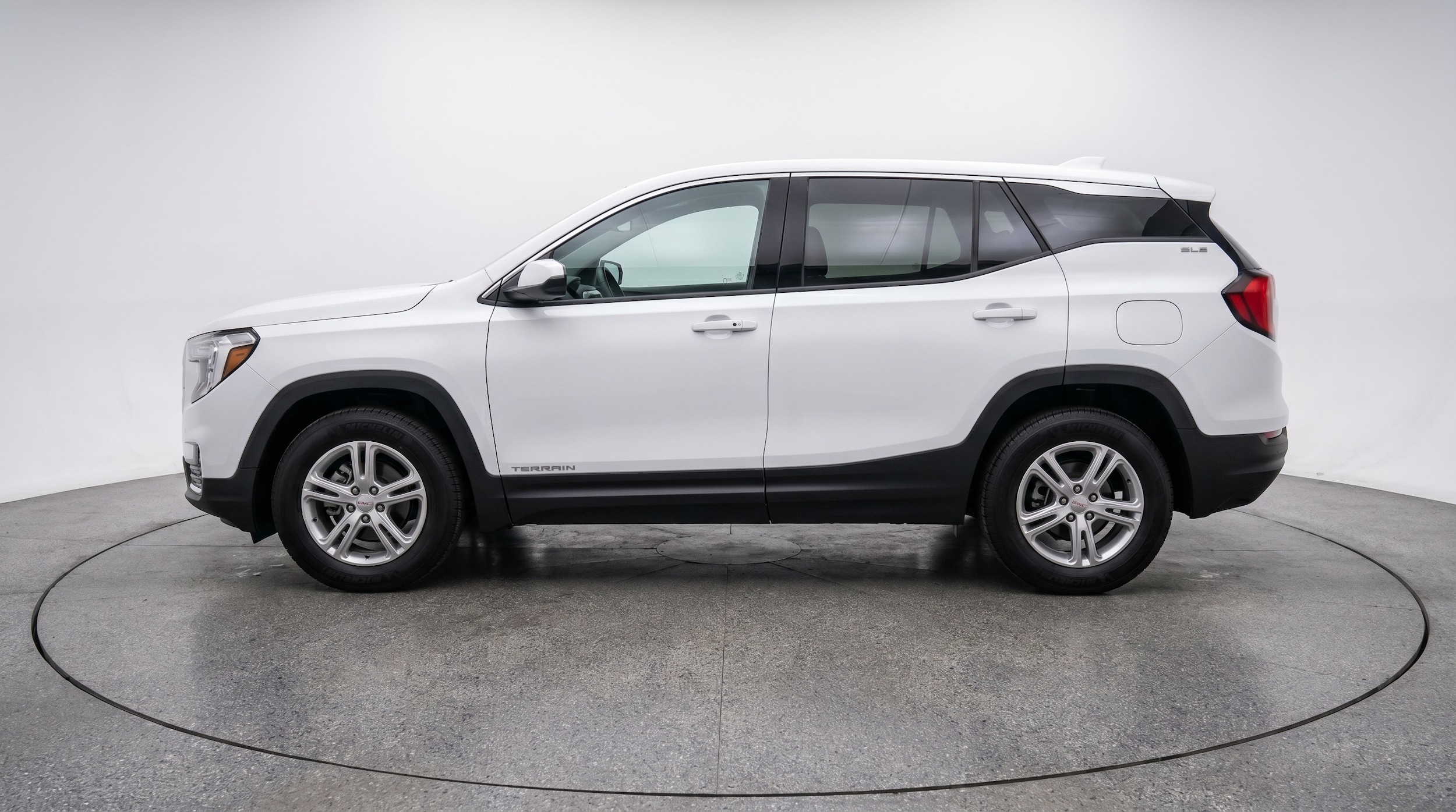 Thumbnail: 2024 GMC Terrain - 4