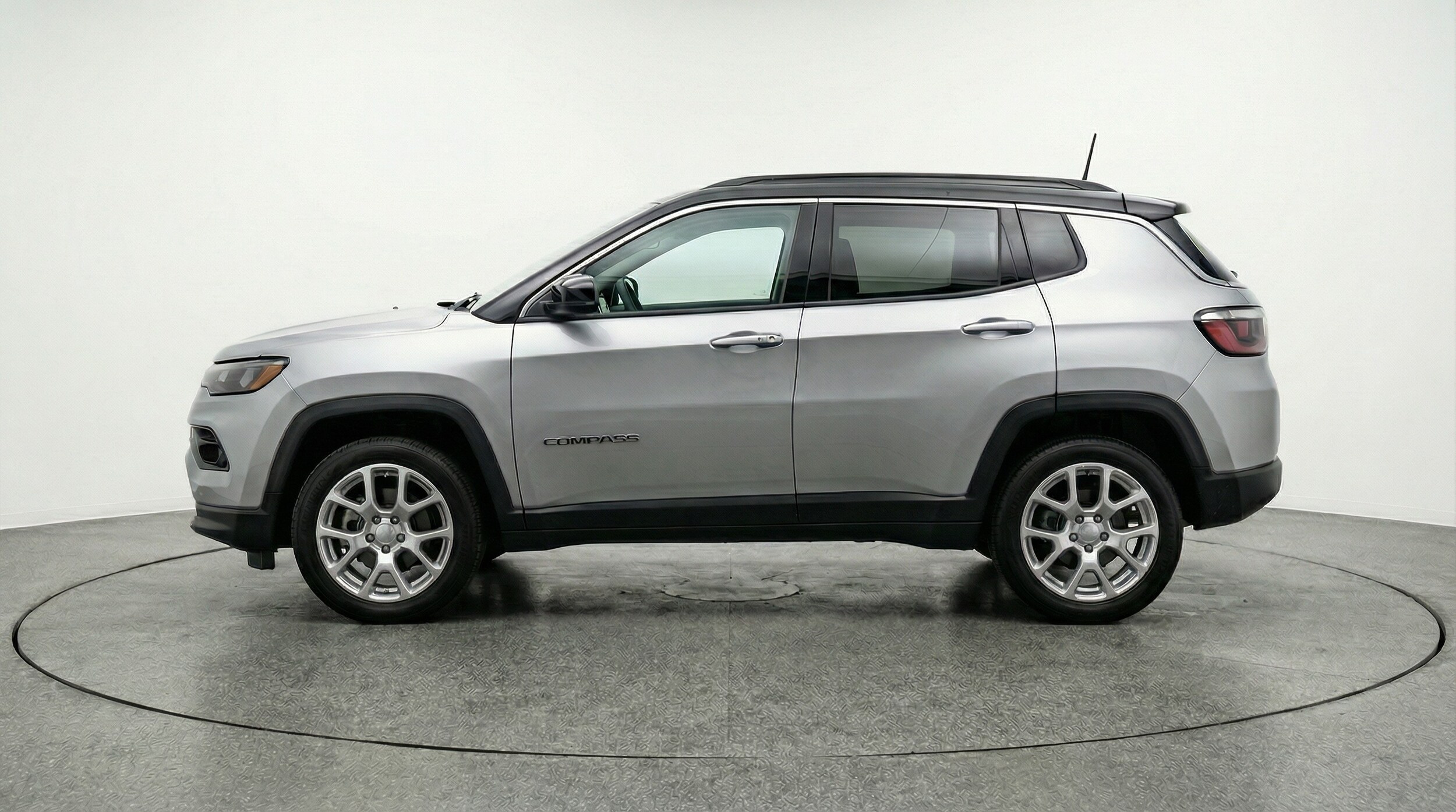 Thumbnail: 2025 Jeep Compass - 4