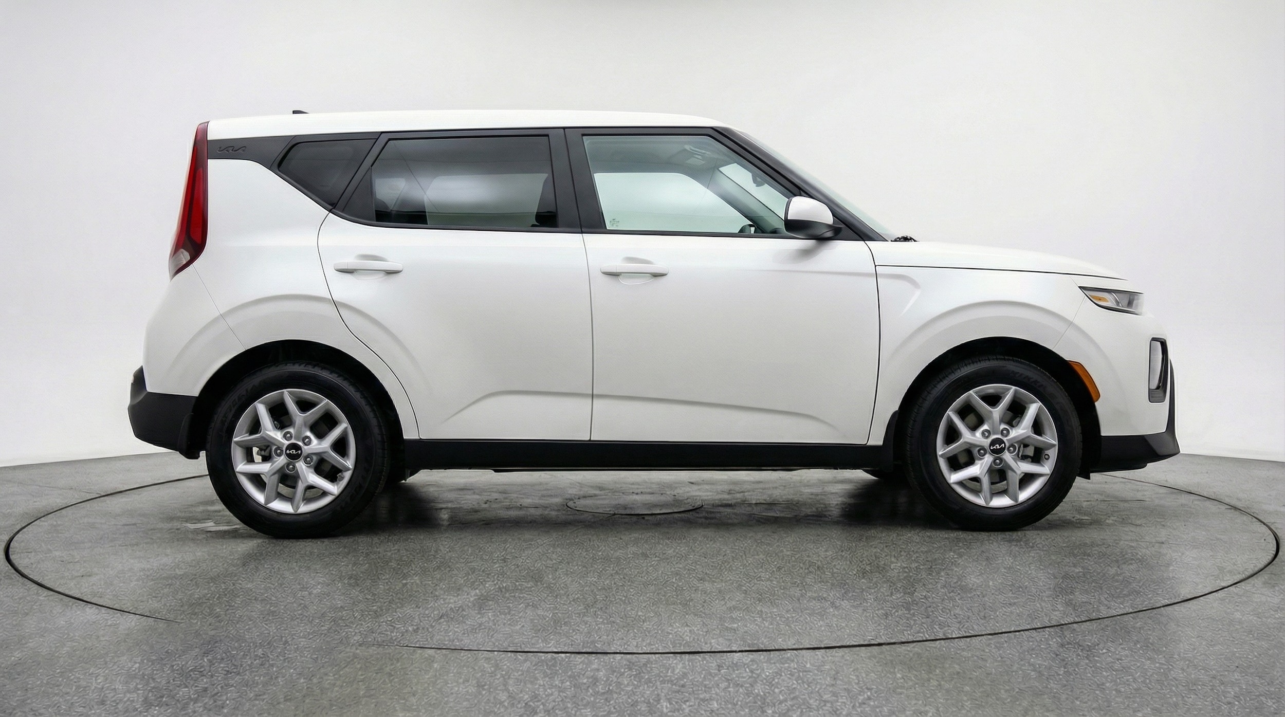 Thumbnail: 2025 Kia Soul - 8