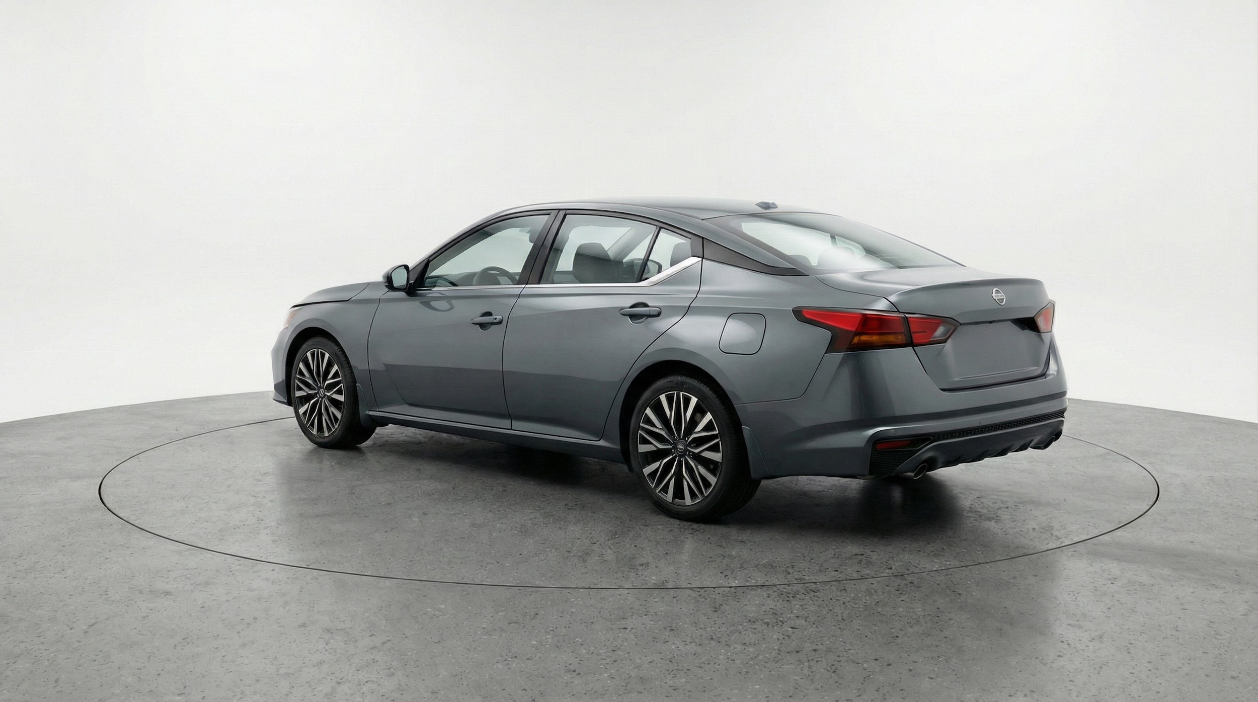 Thumbnail: 2025 Nissan Altima - 5