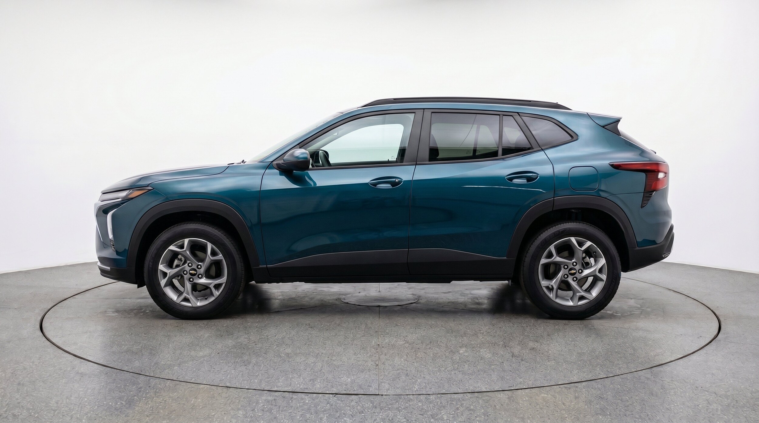 Thumbnail: 2025 Chevrolet Trax - 5